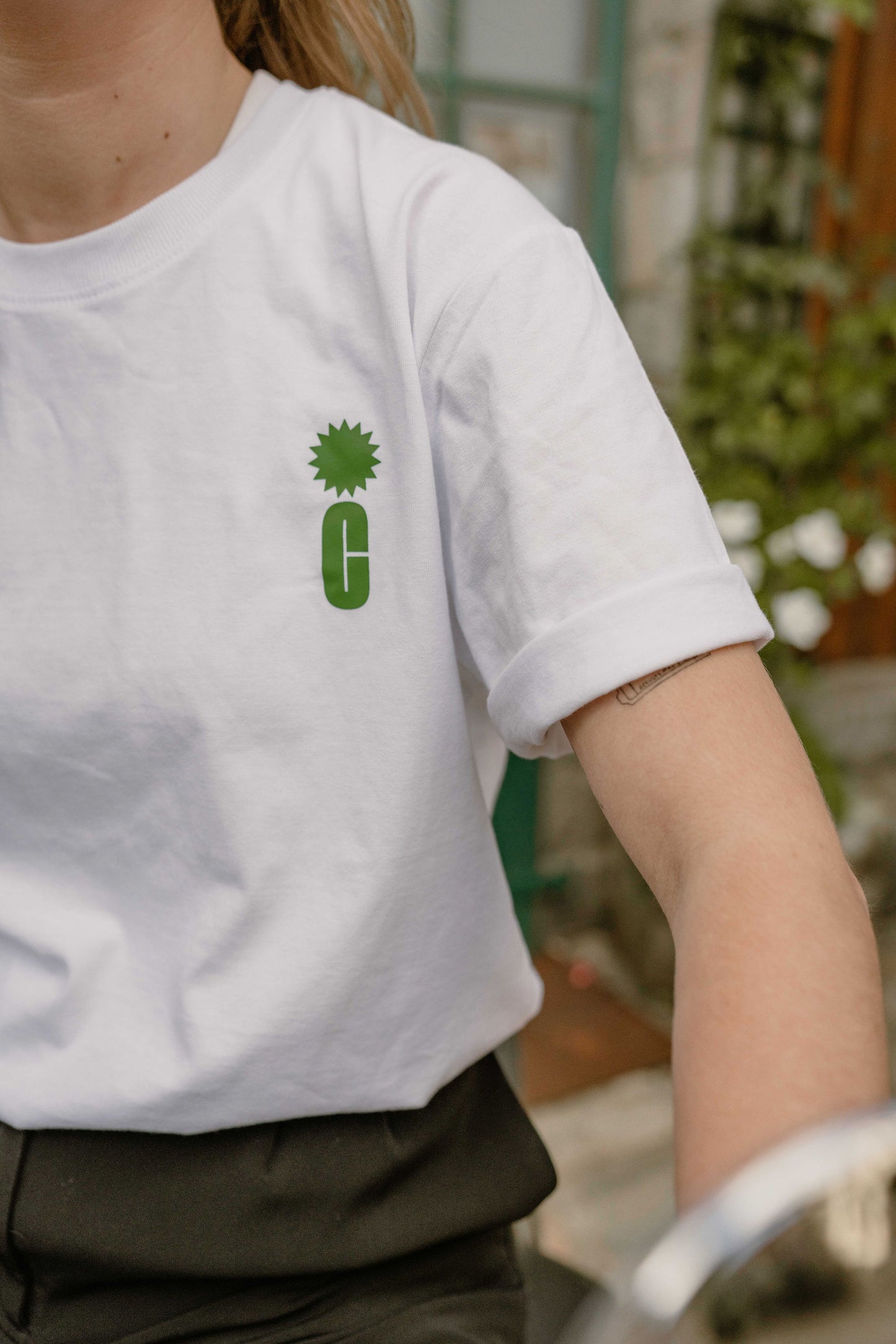 T-Shirt Cartel Blanc Logo Vert